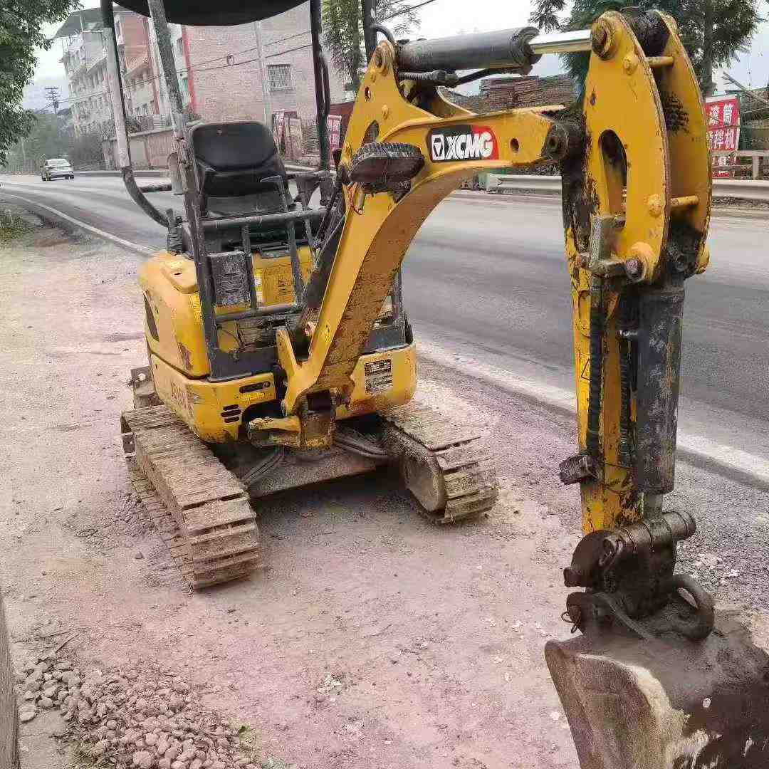 Used XCMG XE15U Excavator 2022 Model / 3