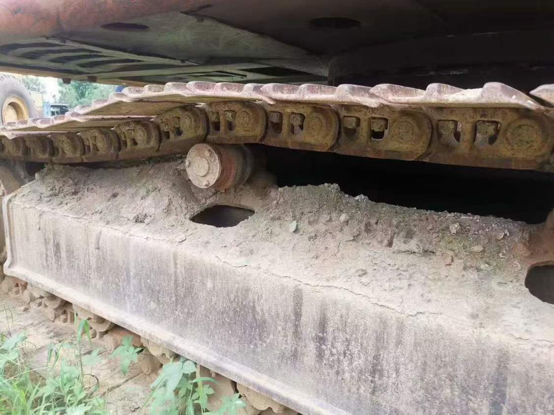 Used Hitachi ZX230-6 Excavator 2016 Model / 8