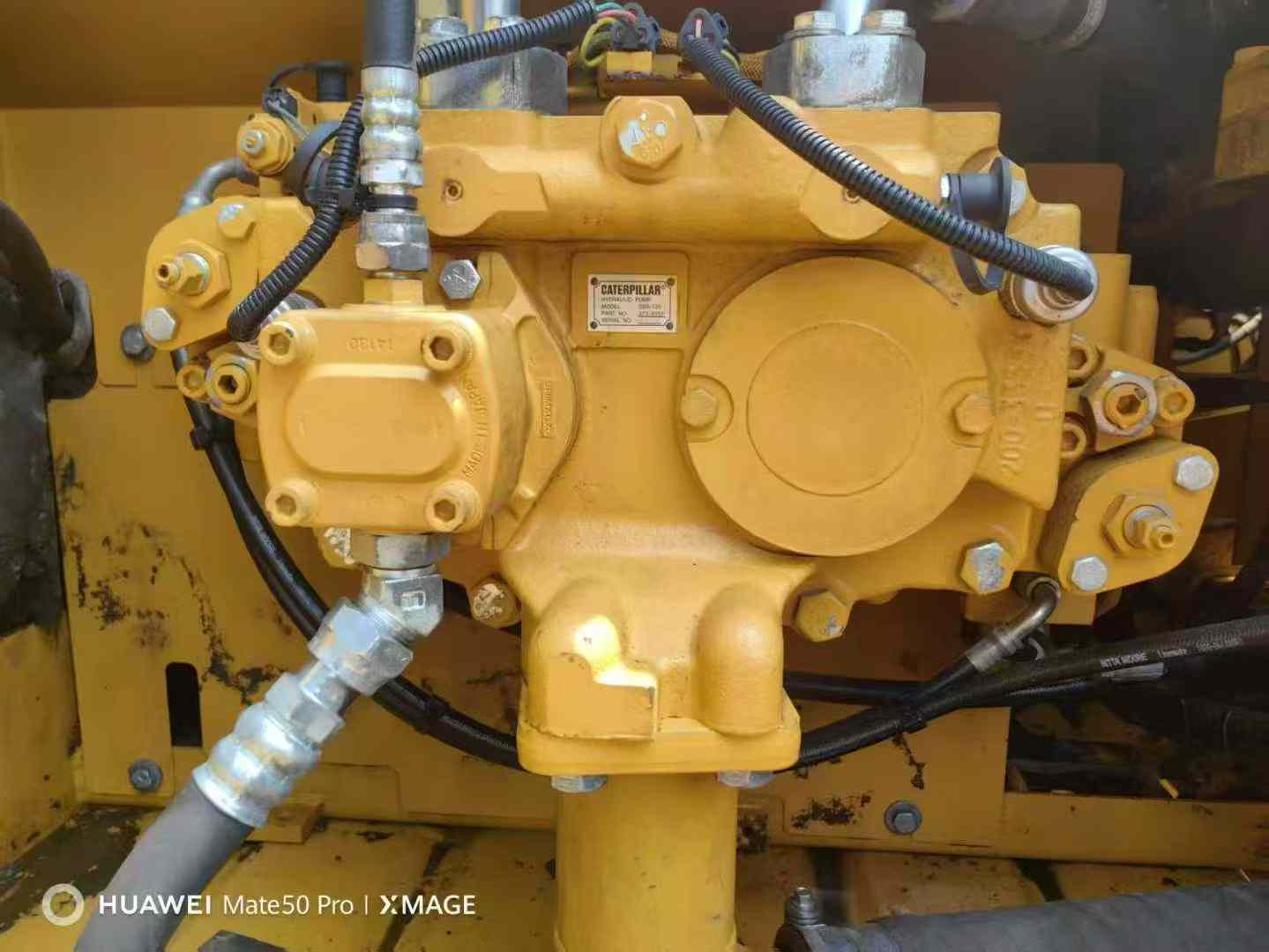 Used Caterpillar 320D Excavator 2011 Model / 3