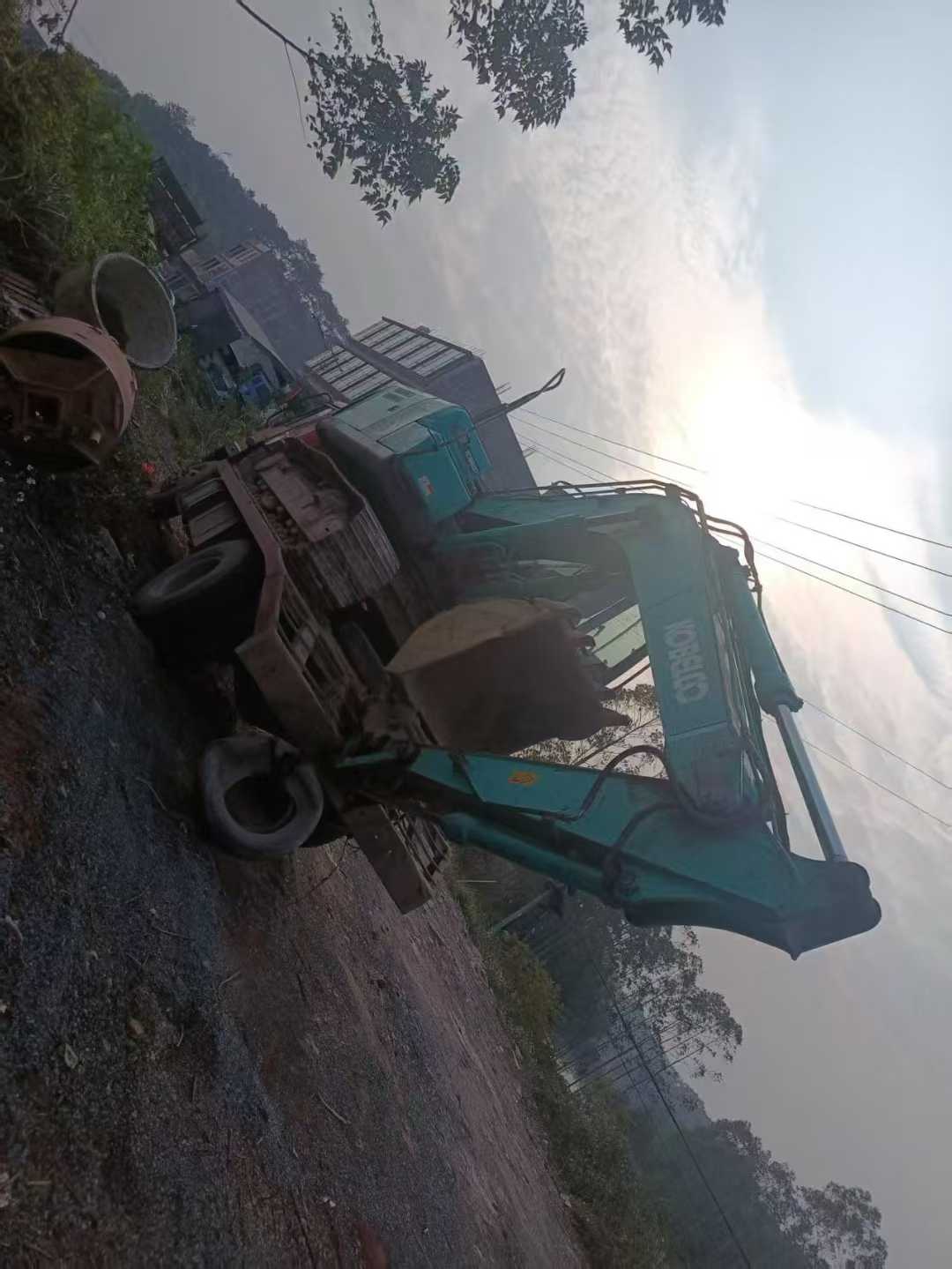 Used Kobelco SK130 Excavator 2018 Model / 4