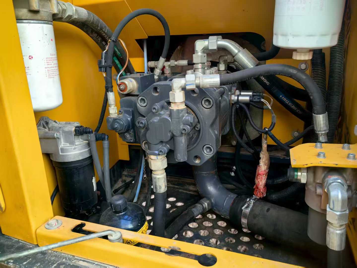 Used XCMG XE135GA Excavator 2018 Model / 6