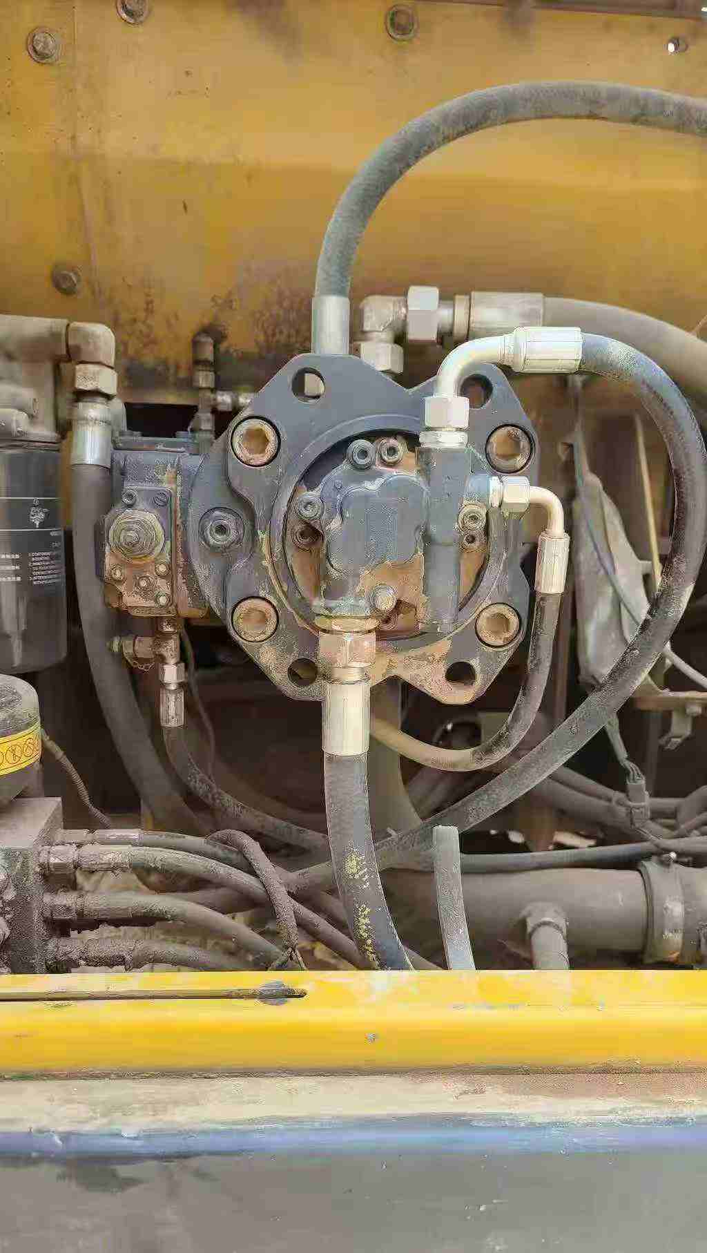 Used XCMG XE215 Excavator 2016 Model / 5