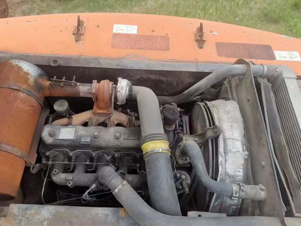 Used Hitachi ZX230-6 Excavator 2016 Model / 9