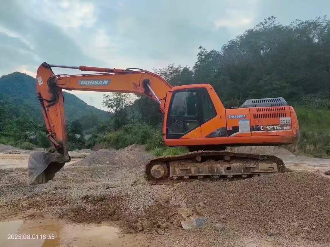 Buy Doosan DX15 Used Excavator / 1