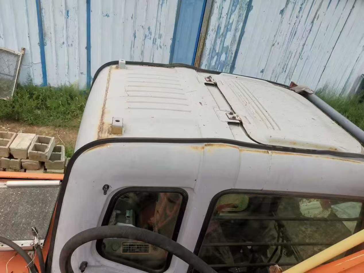 Used Hitachi ZX230-6 Excavator 2016 Model / 7