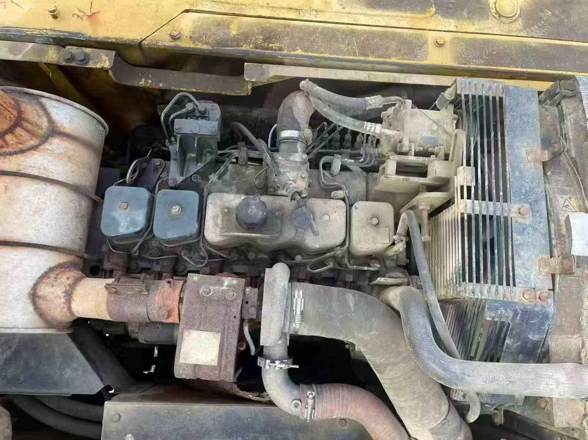 Used Komatsu PW200-7 Excavator 2016 Model / 7