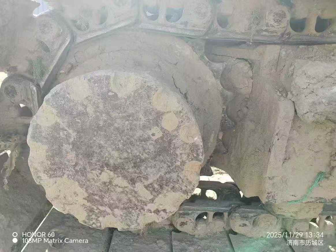 Used Hitachi ZAXIS200 Excavator 2021 Model / 3