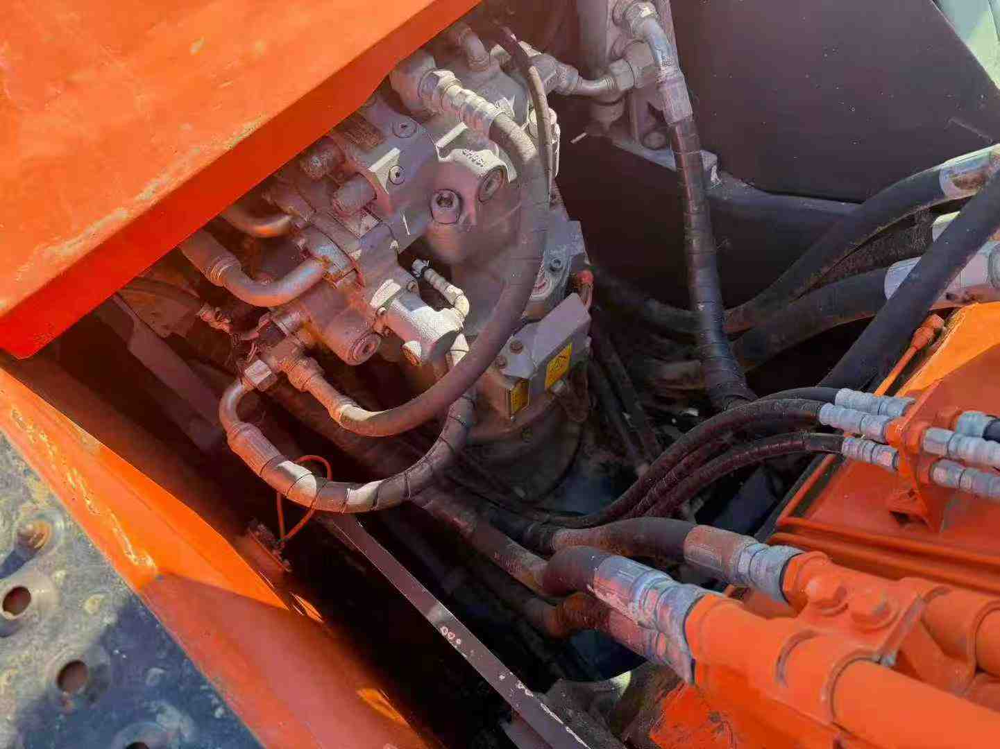 Used Hitachi ZAXIS200 Excavator 2016 Model / 6