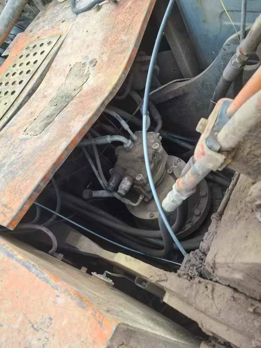 Used Hitachi ZW250 Excavator 2016 Model / 4