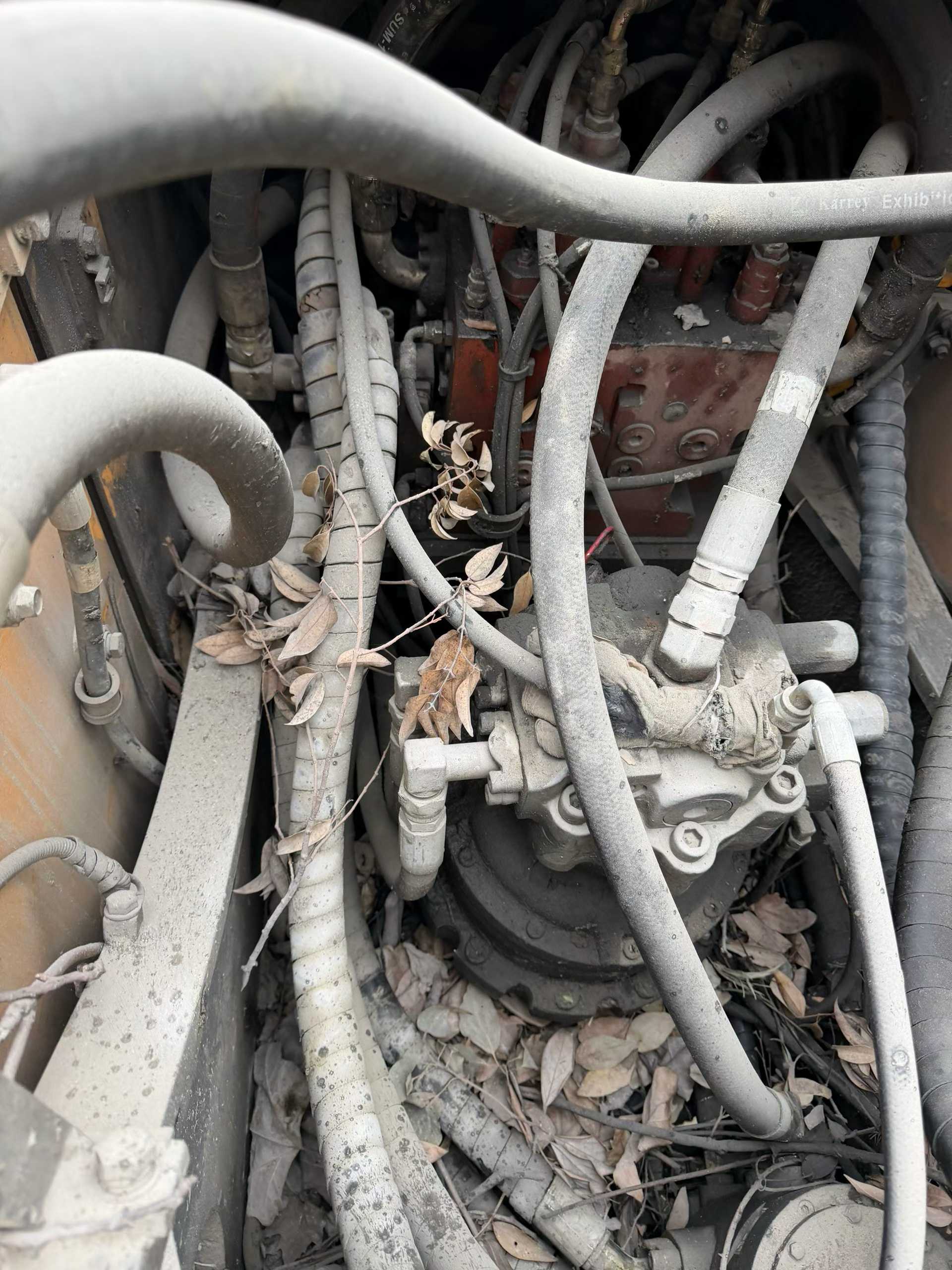 Buy Hyundai R210WVS Used Excavator / 4 Used Hyundai R210WVS Excavator 2018 Model / 4