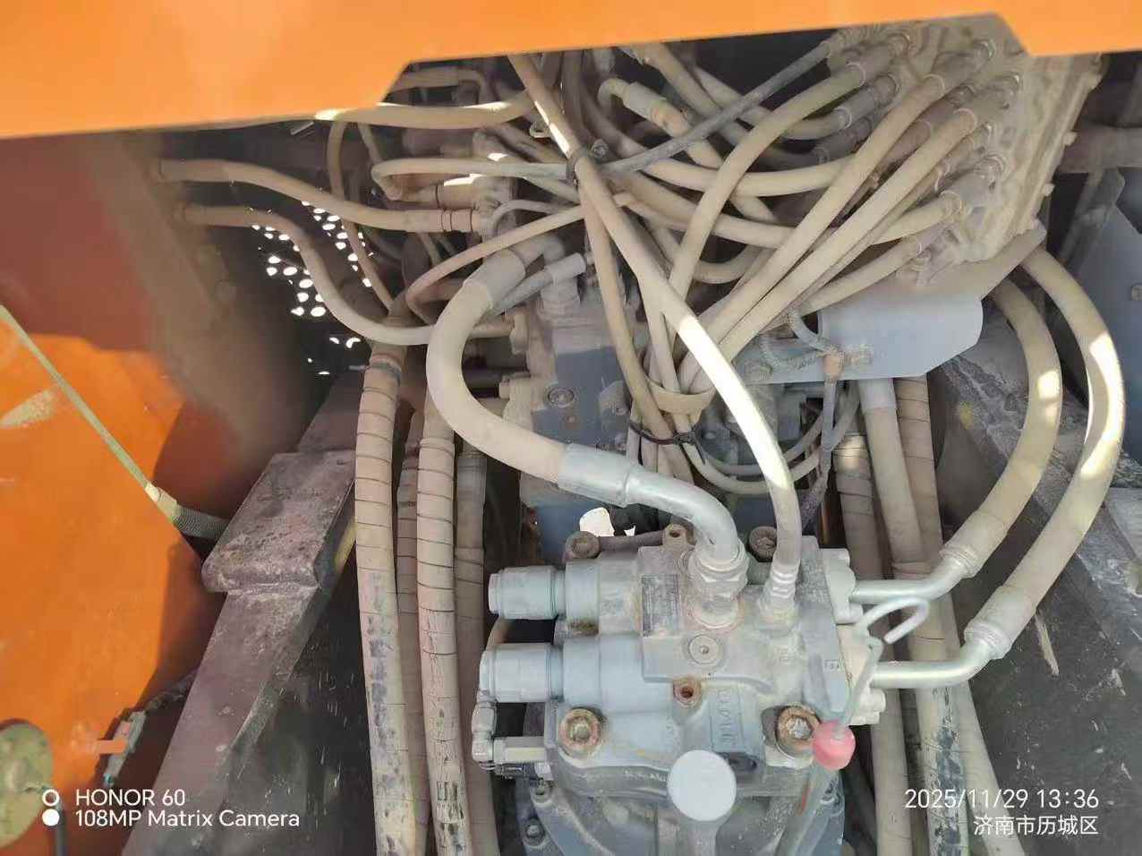 Used Hitachi ZAXIS200 Excavator 2021 Model / 7