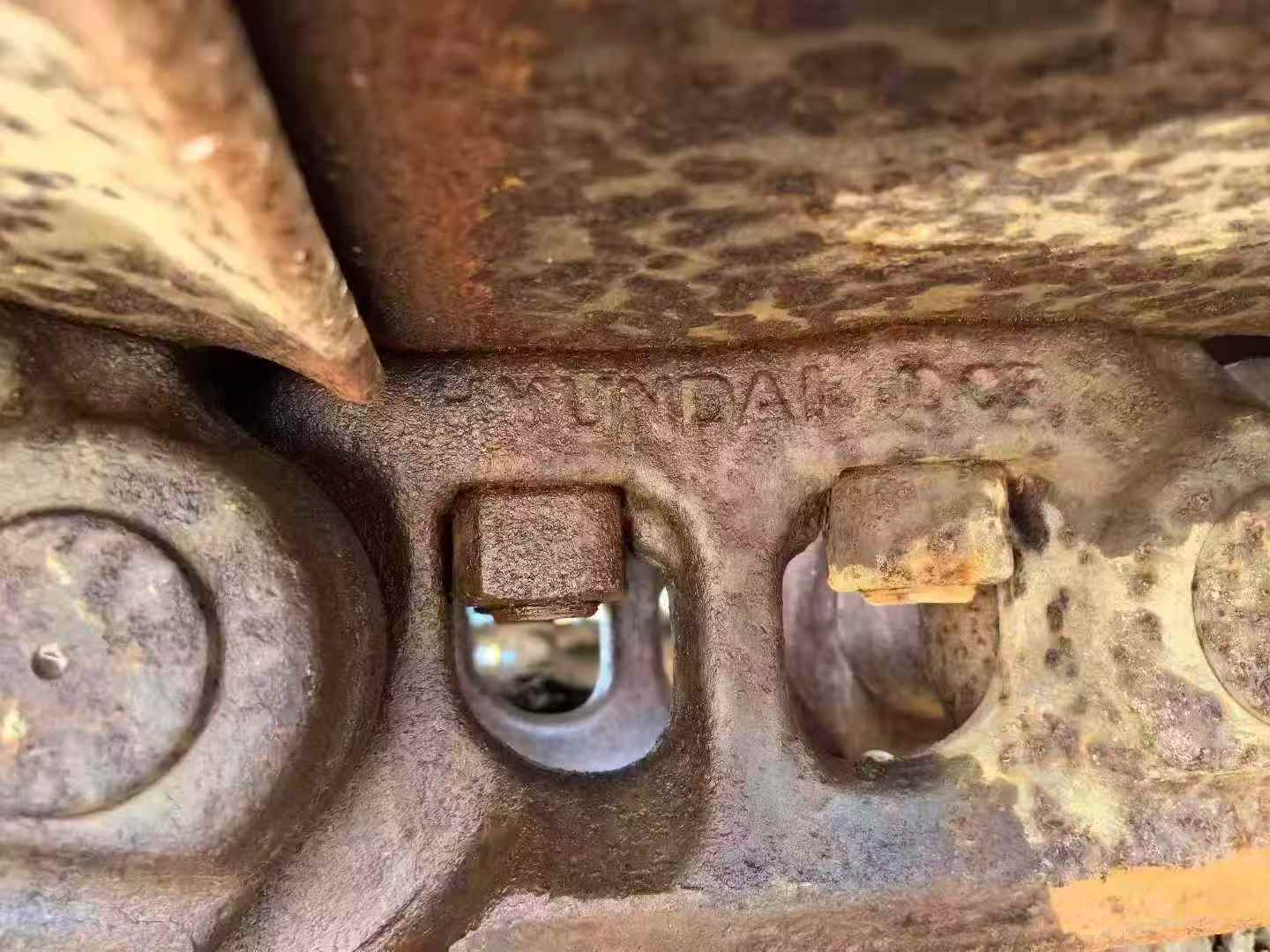 Used Hyundai R385LC-9T Excavator 2016 Model / 8