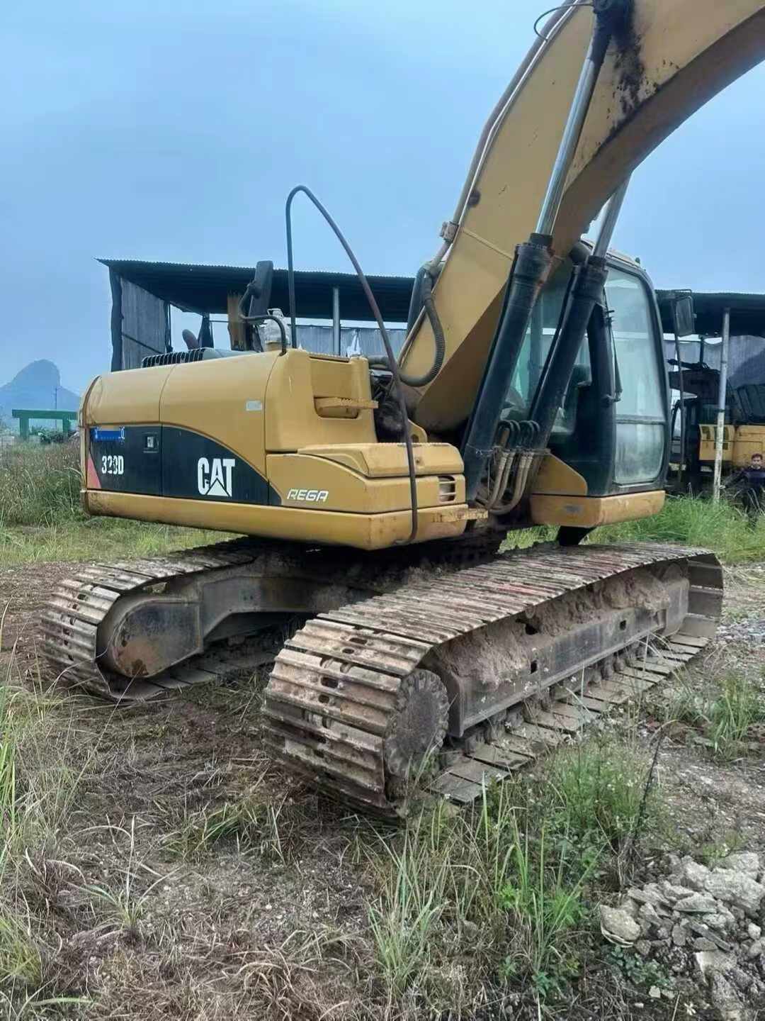 Buy Caterpillar 320D Used Excavator / 2 Used Caterpillar 320D Excavator 2016 Model / 2