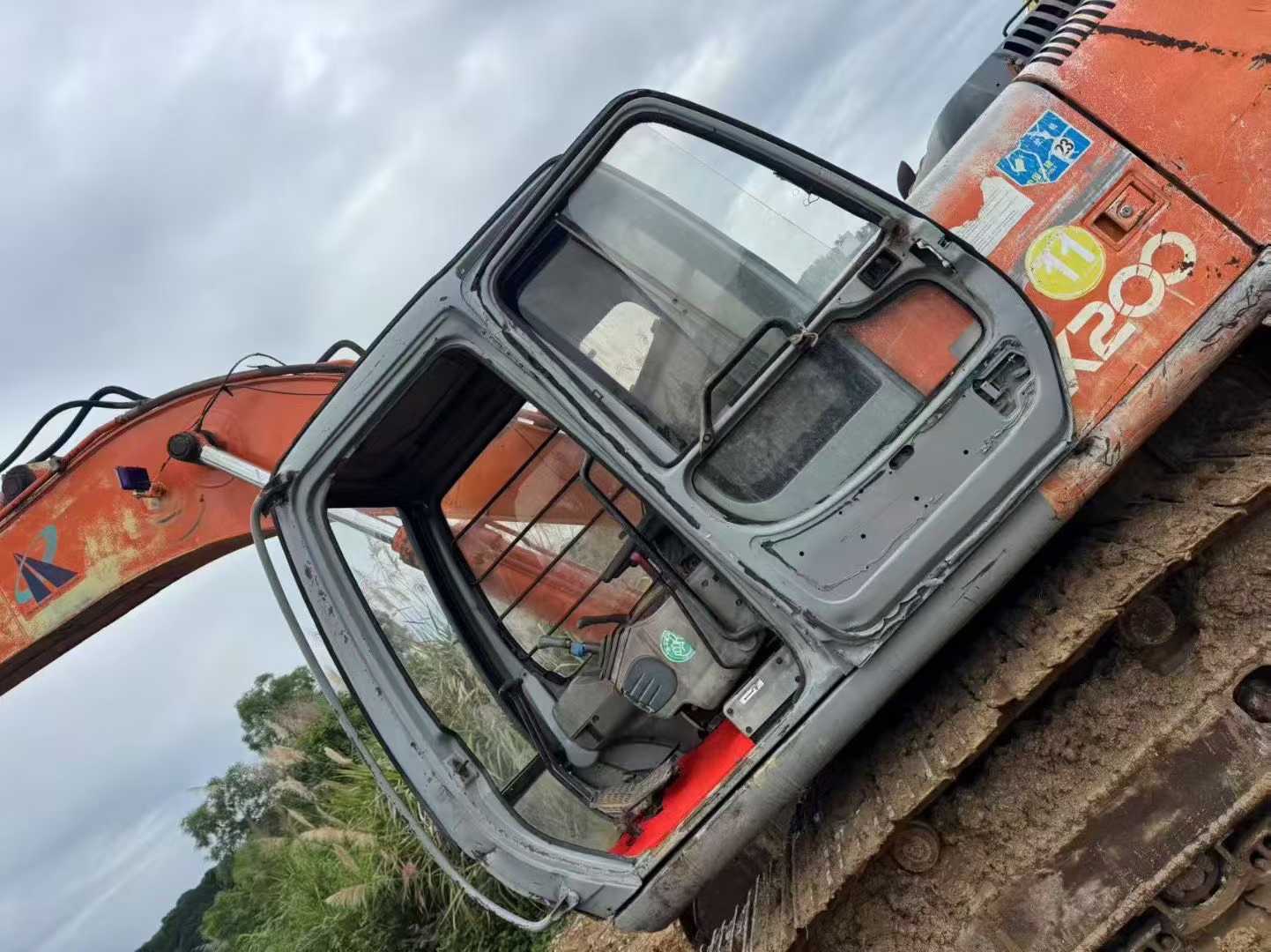 Used Hitachi ZAXIS200 Excavator 2016 Model / 3