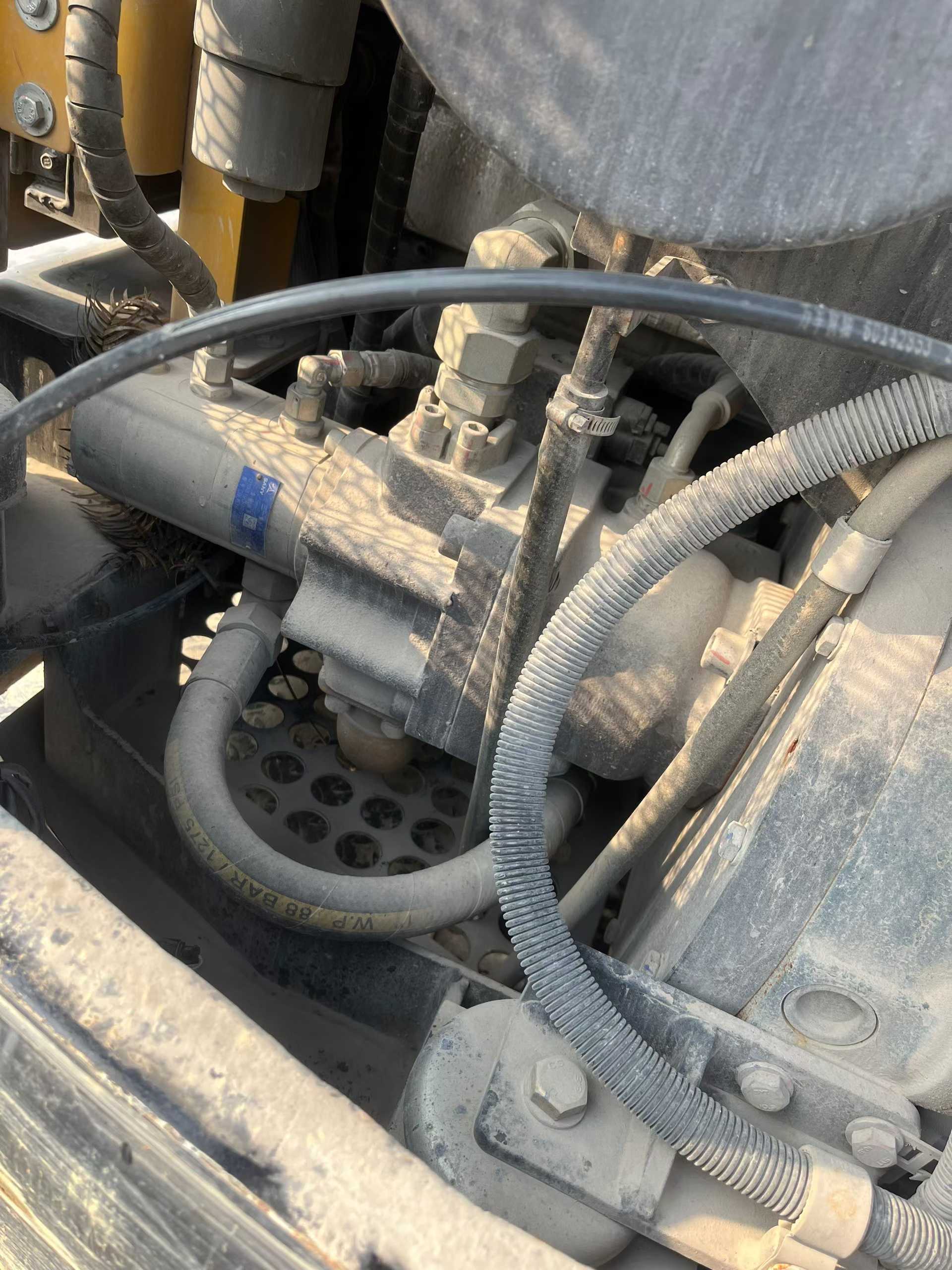 Used Sany SY65W Excavator 2016 Model / 4