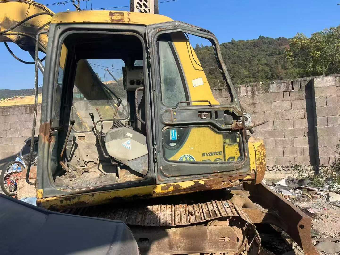 Used Komatsu PC60 Excavator 2016 Model / 5