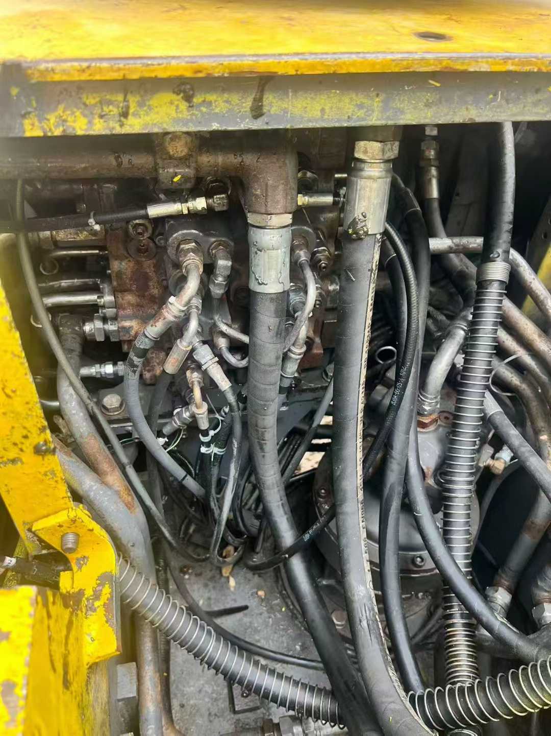 Buy Sumitomo SH120 Used Excavator / 6 Used Sumitomo SH120 Excavator 2016 Model / 6