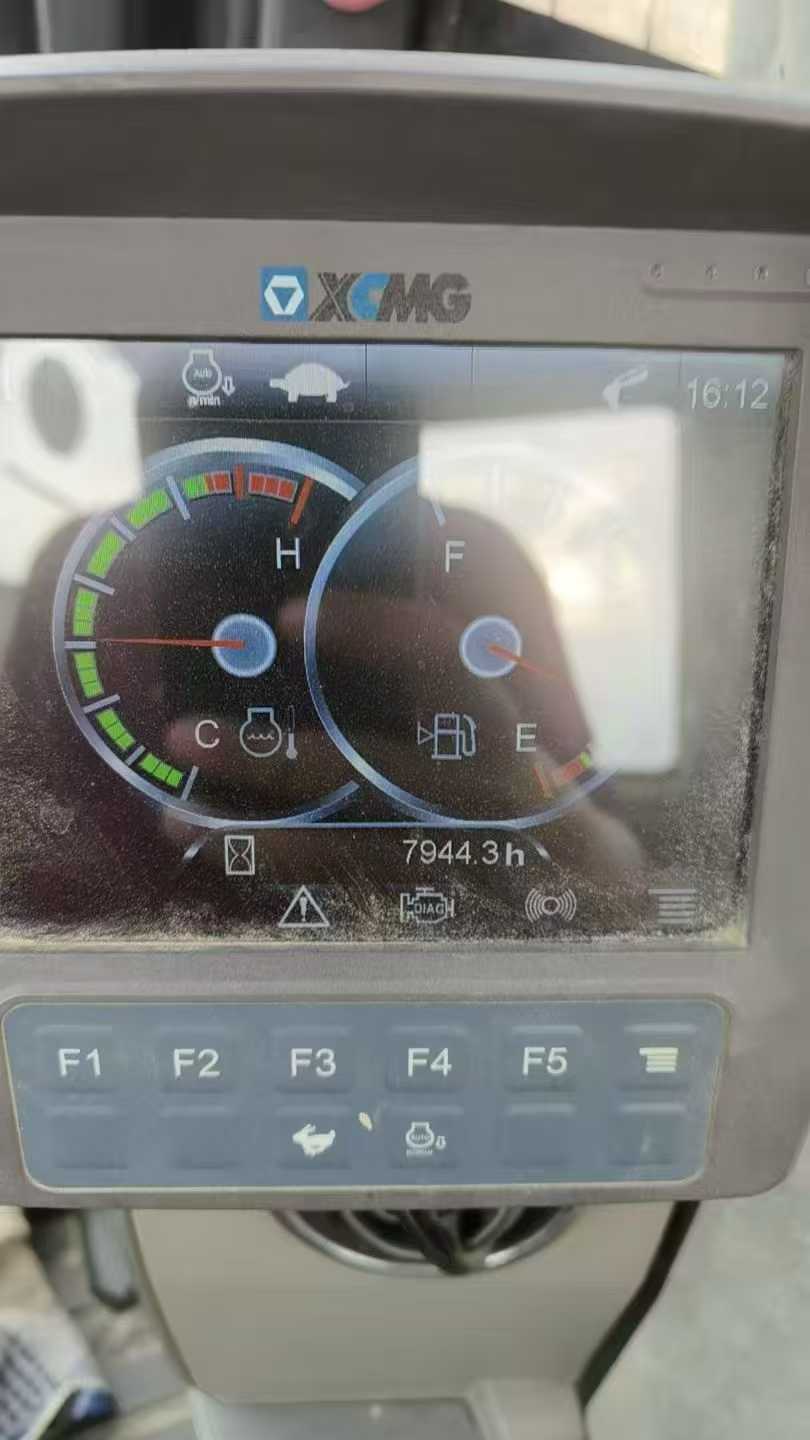 Used XCMG XE15 Excavator 2020 Model / 4
