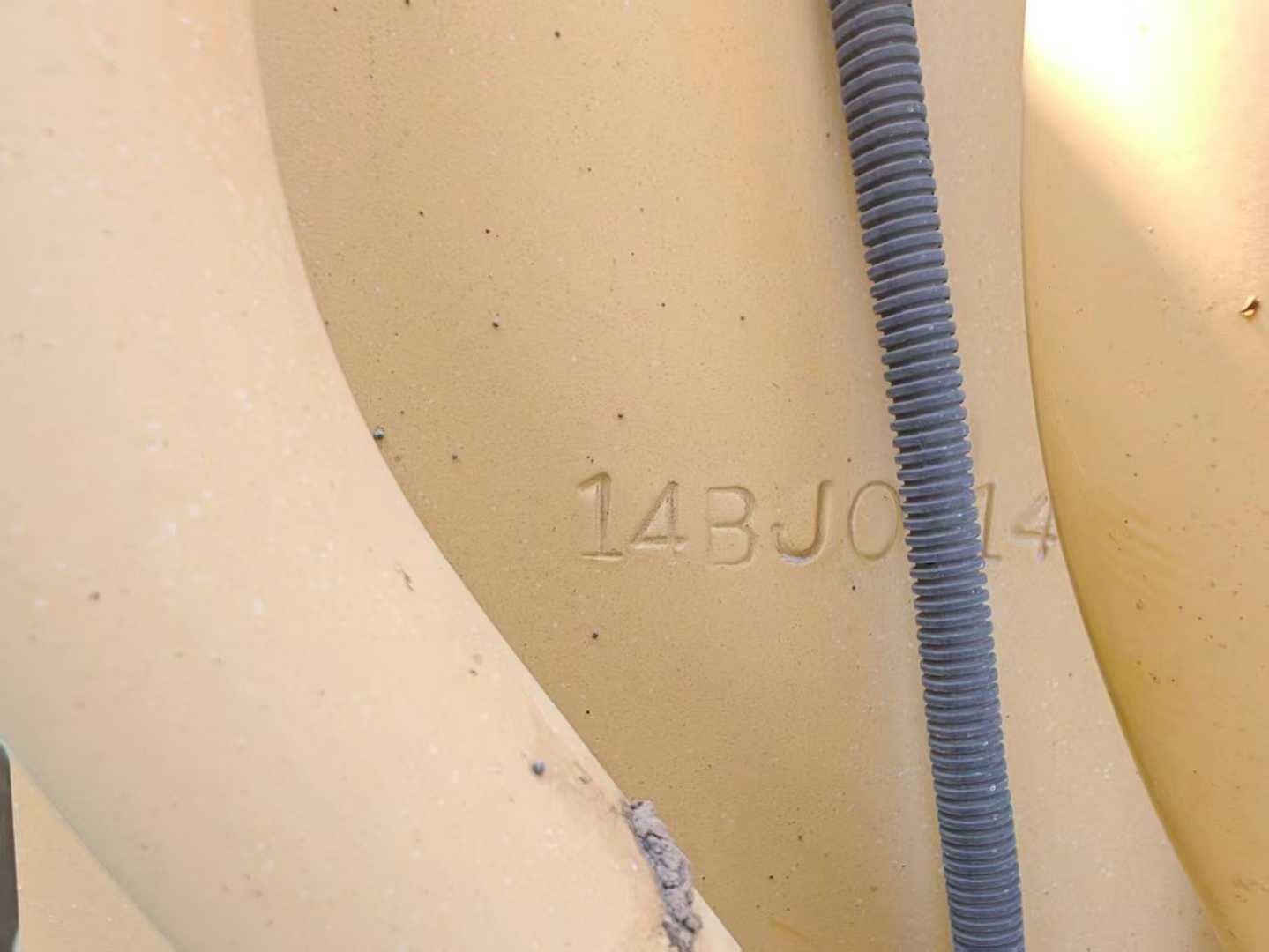 Used Komatsu PC220 Excavator 2014 Model / 5