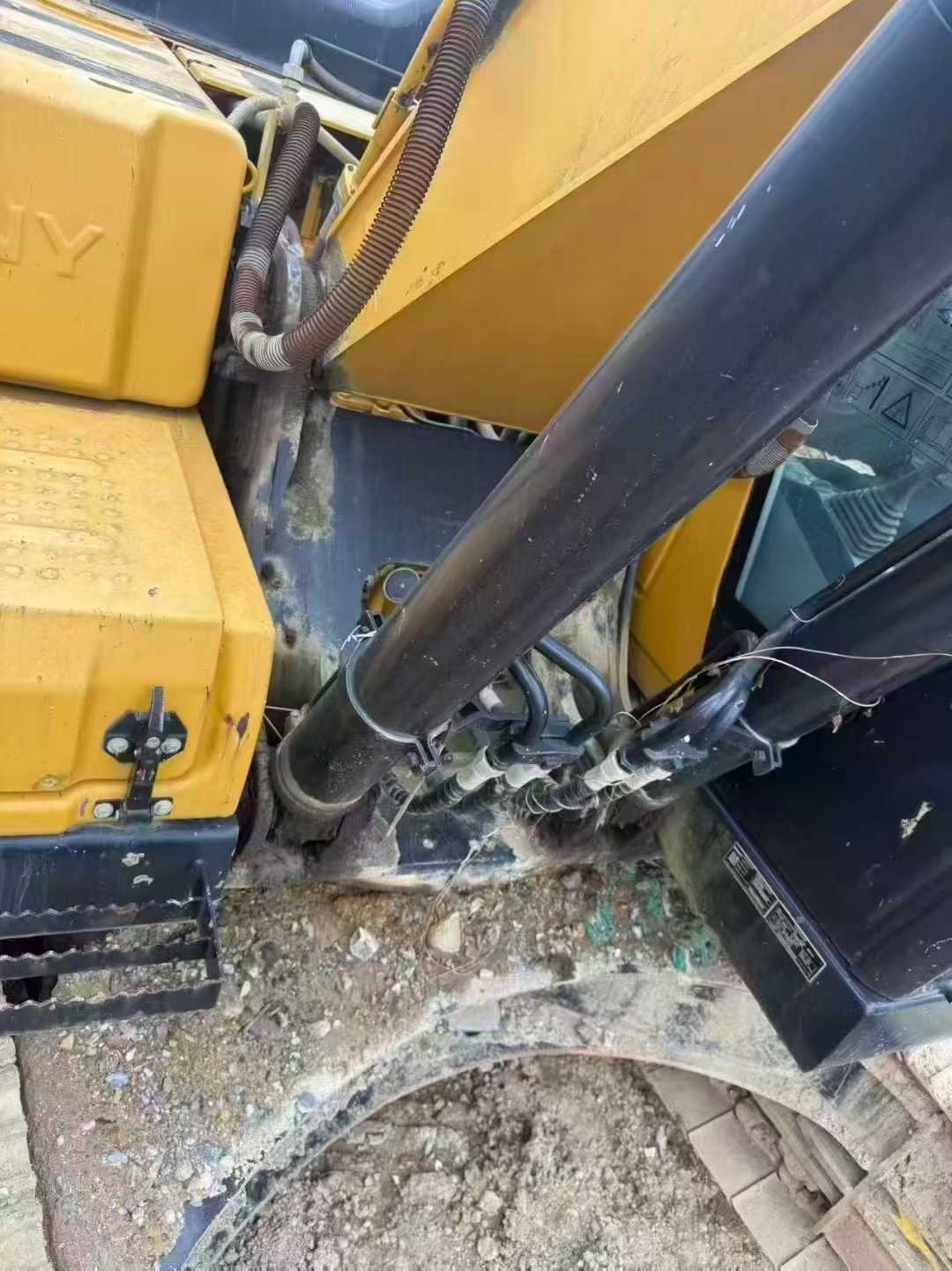 Used Sany SY215H Excavator 2021 Model / 6