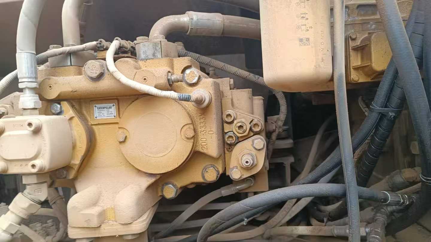 Used Caterpillar 320D Excavator 2016 Model / 4