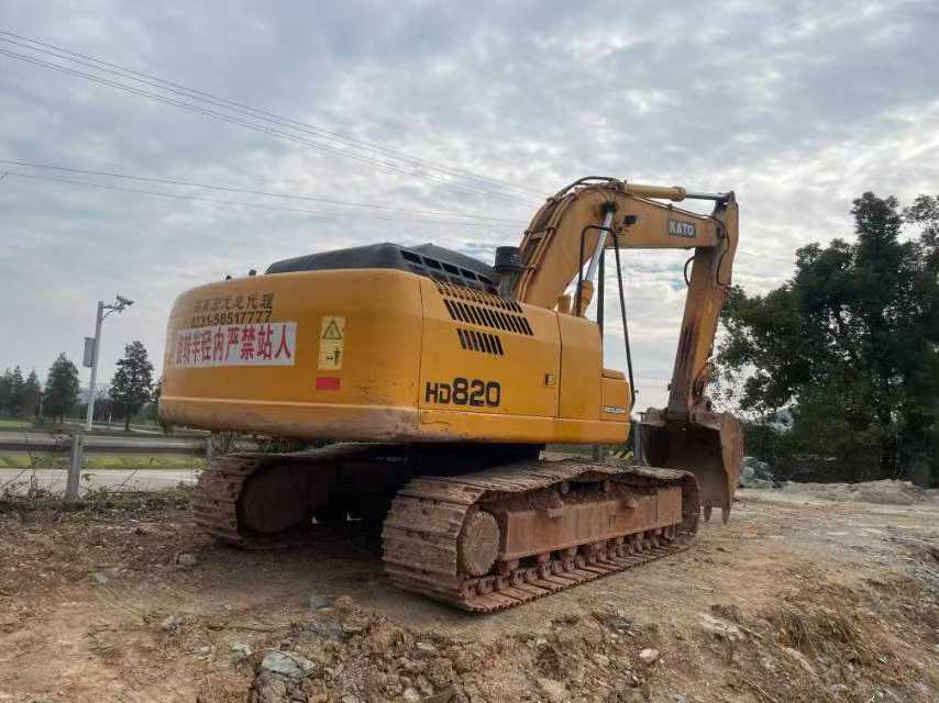 Used Kato HD820R Excavator 2017 Model / 9