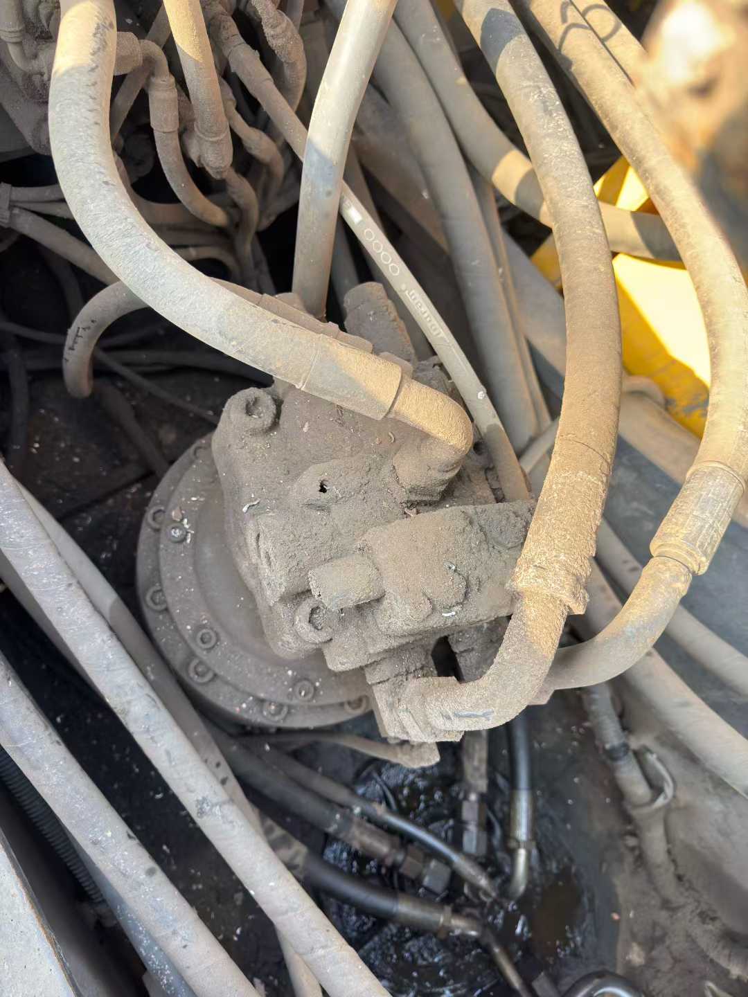 Used Volvo EC210 Heavy Duty Excavator 2016 Model / 6