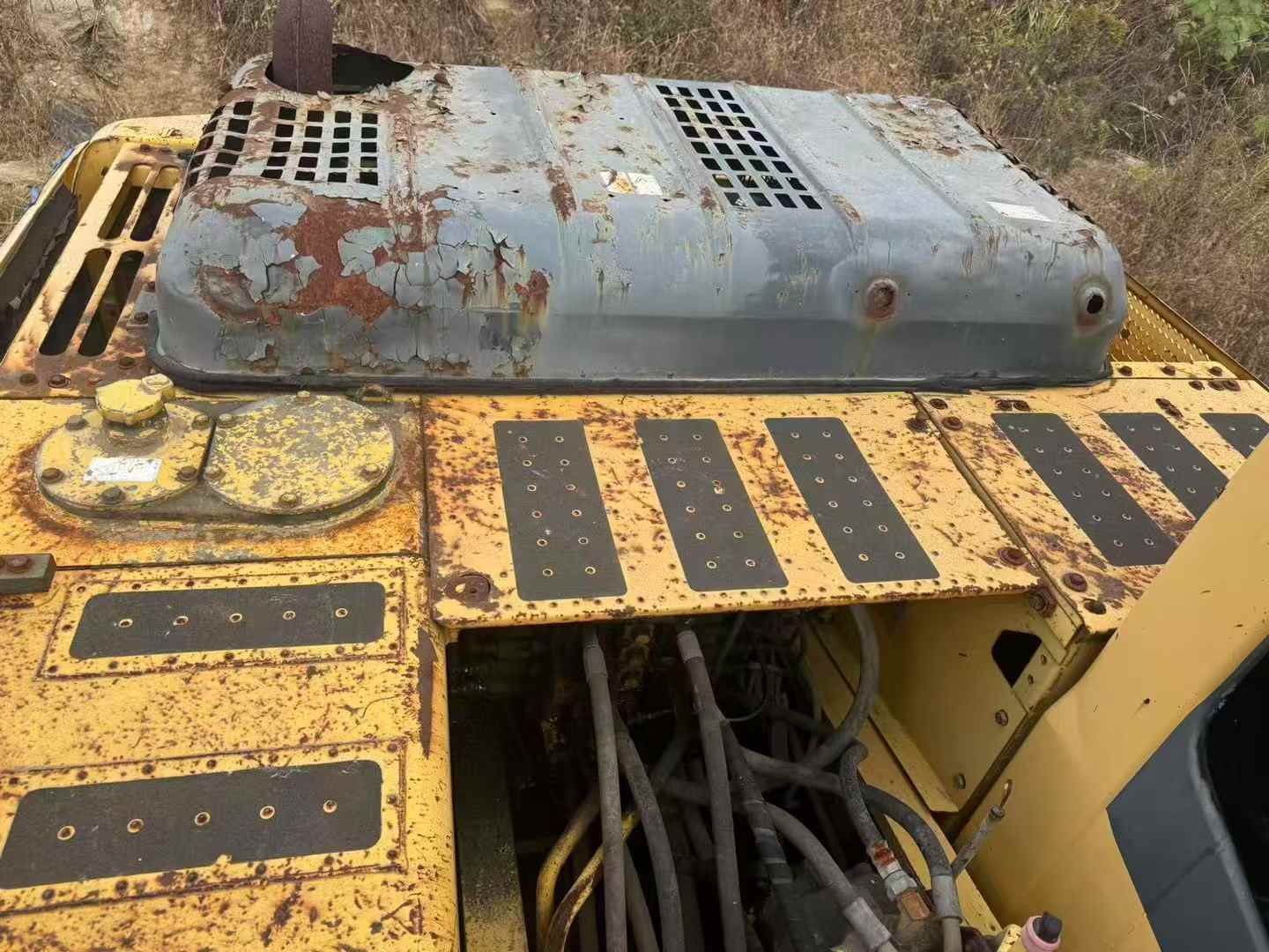 Used Komatsu PC200-8 Excavator 2012 Model / 6