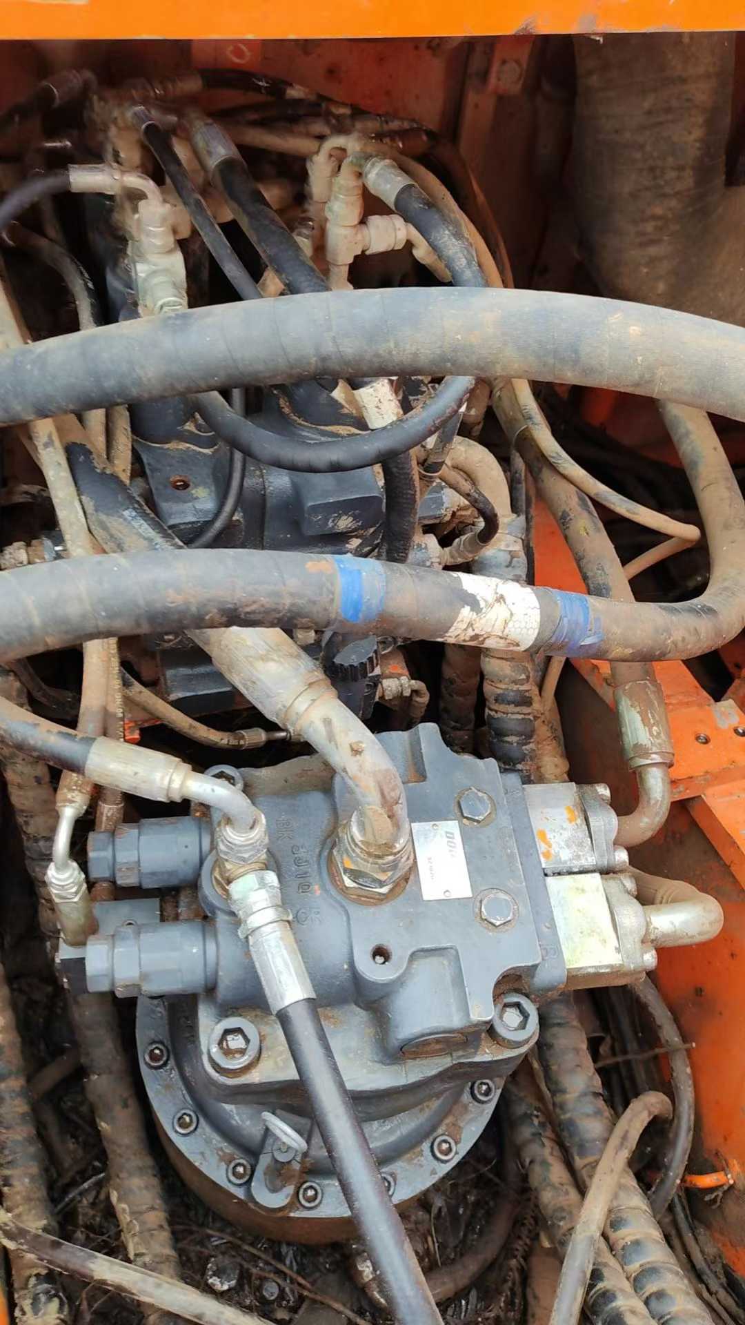 Used Doosan DH220 Excavator 2014 Model / 2