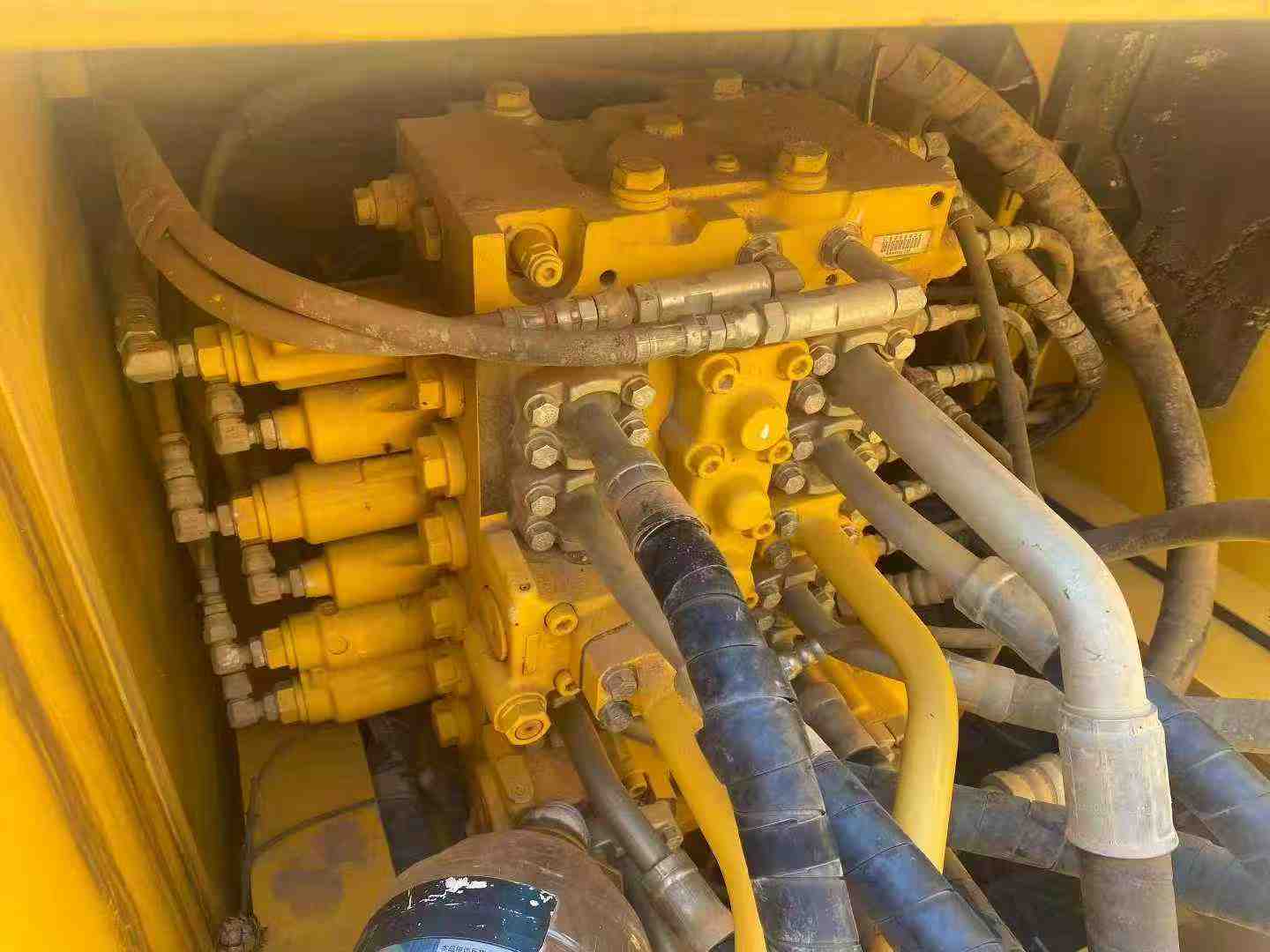 Used Komatsu PC200 Excavator 2016 Model / 5