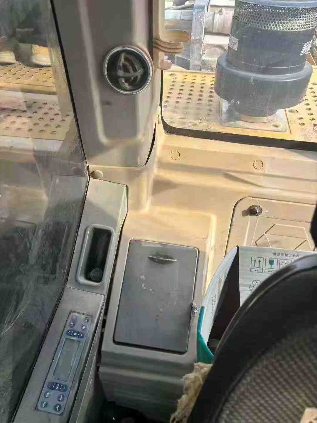 Used XCMG XE215D Excavator 2018 Model / 6