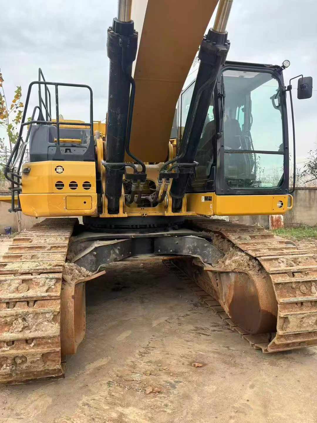 Used Caterpillar 374F Excavator 2023 Model / 3