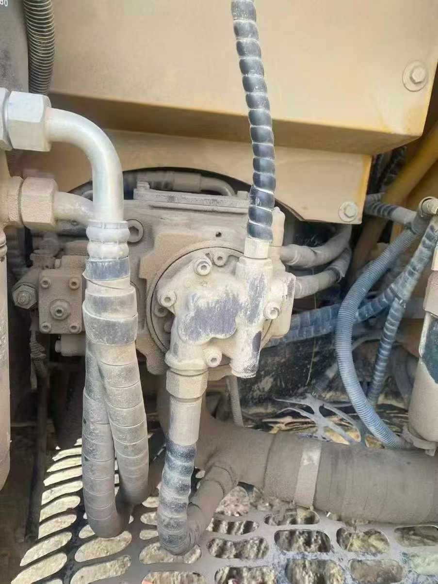 Used Sany SY135 Excavator 2019 Model / 4