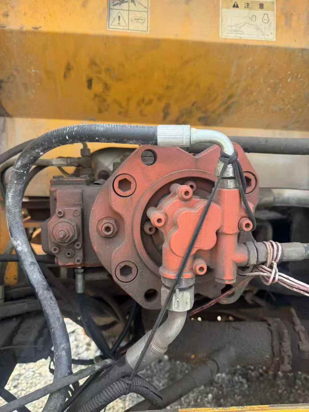 Used Hyundai HX305L Excavator 2008 Model / 4