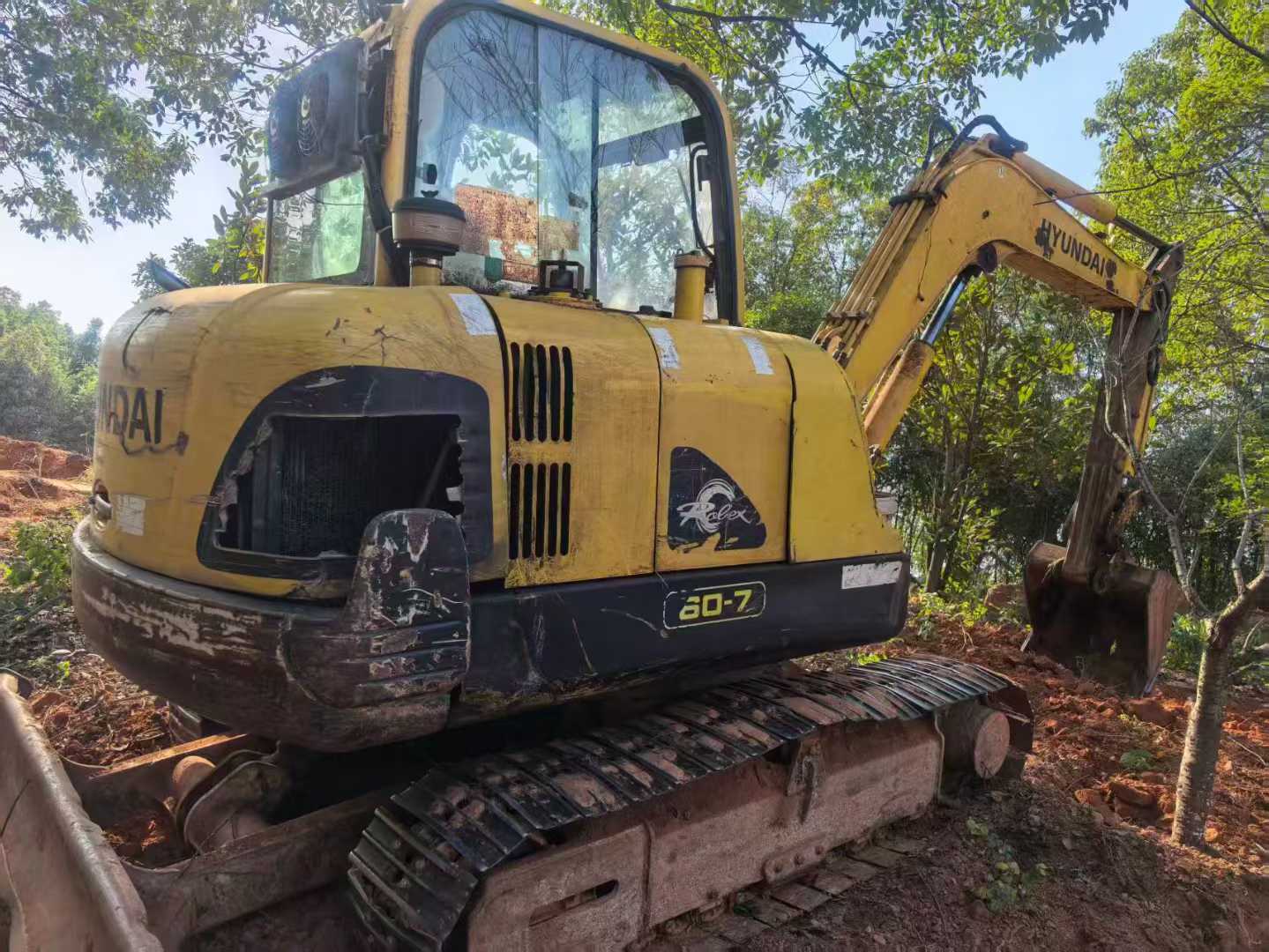 Buy Hyundai HX60 Used Excavator / 2 Used Hyundai HX60 Excavator 2013 Model / 2