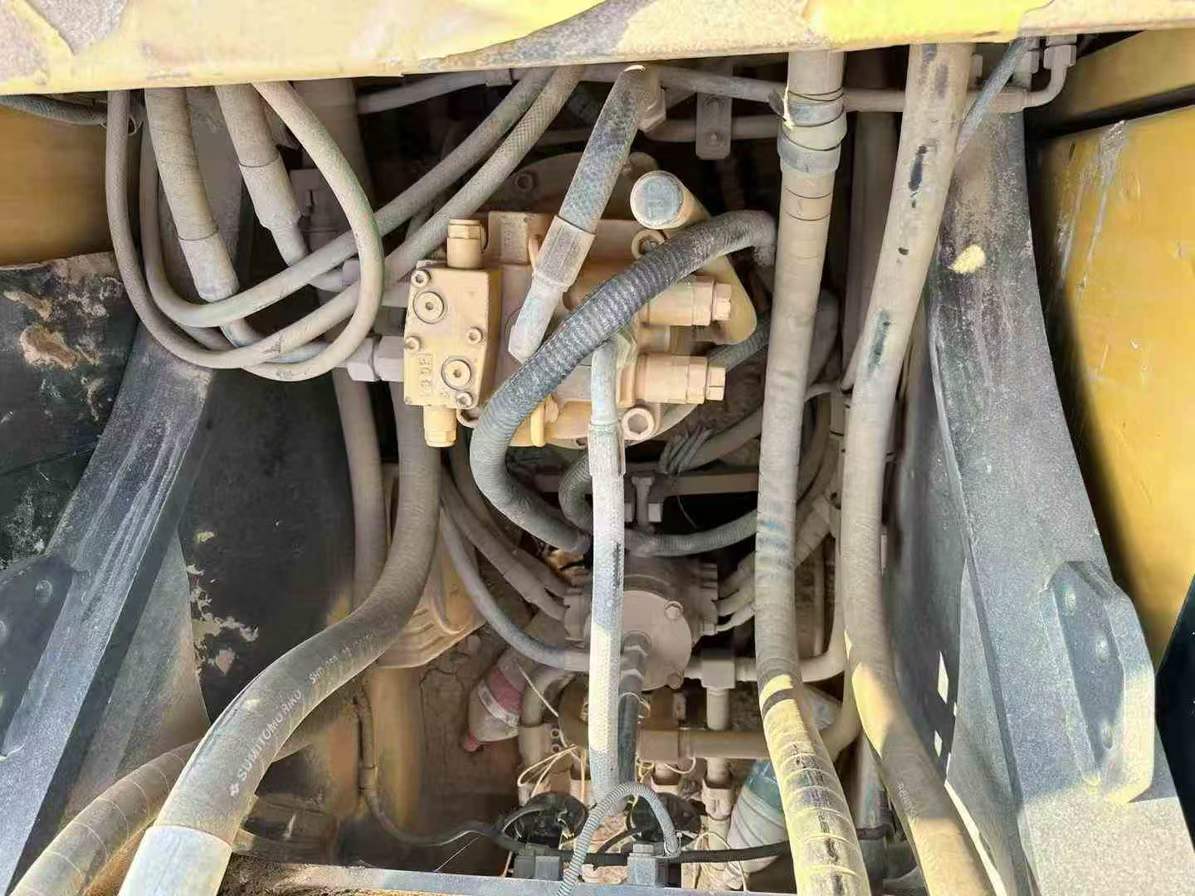 Used Sany SY215W Excavator 2016 Model / 9