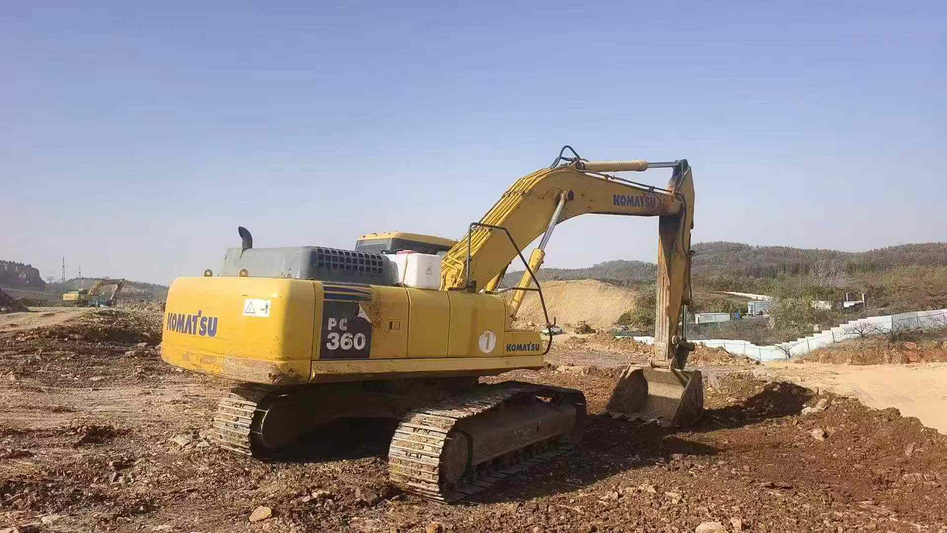Used Komatsu PC60 Excavator 2011 Model / 3