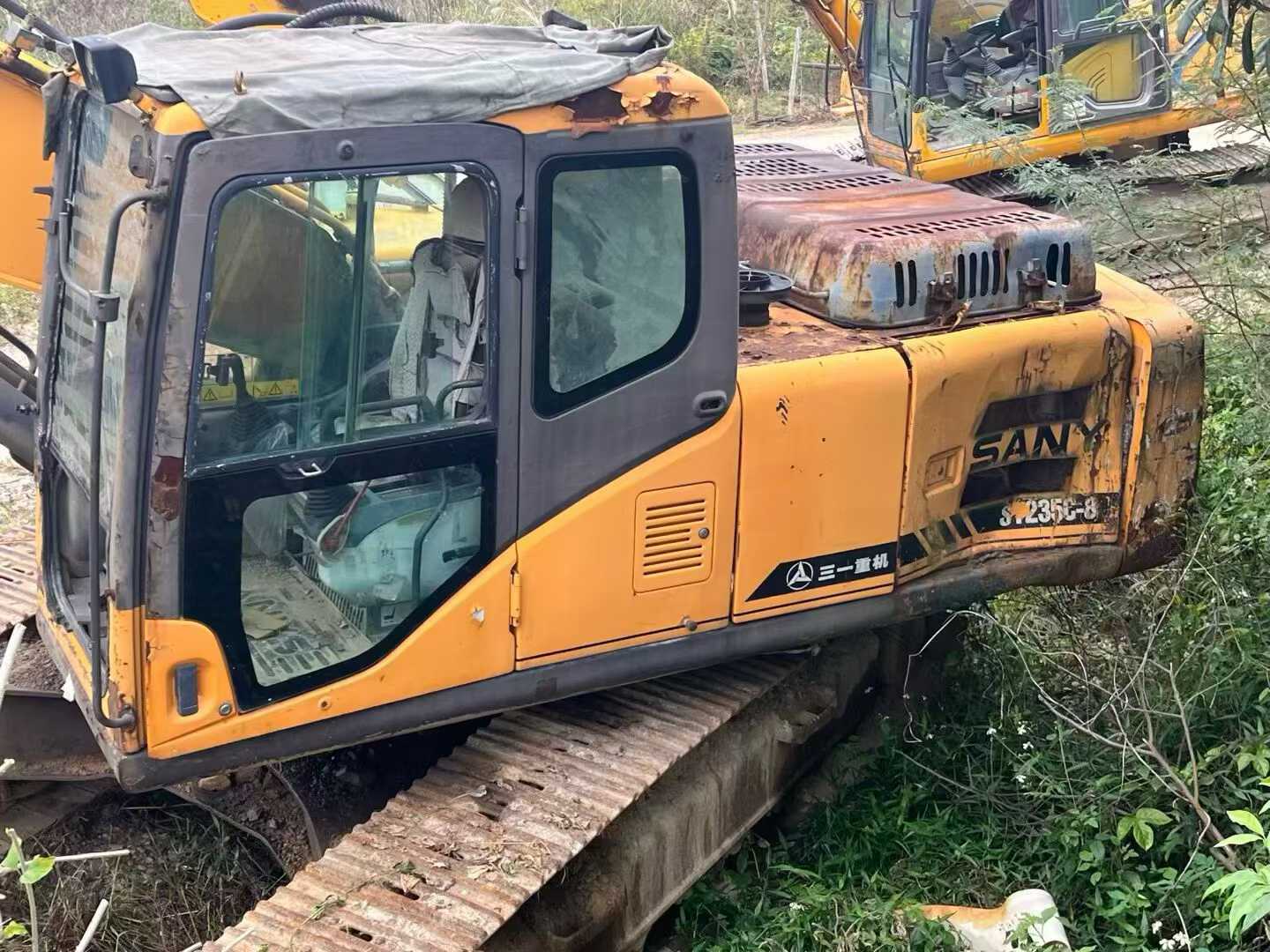 Used Sany SY235C Excavator 2016 Model / 2