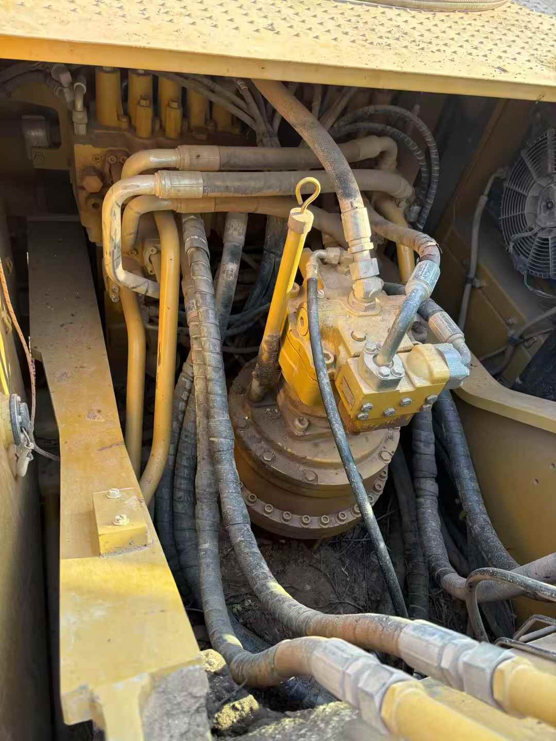 Used Caterpillar 326DL Excavator 2017 Model / 6