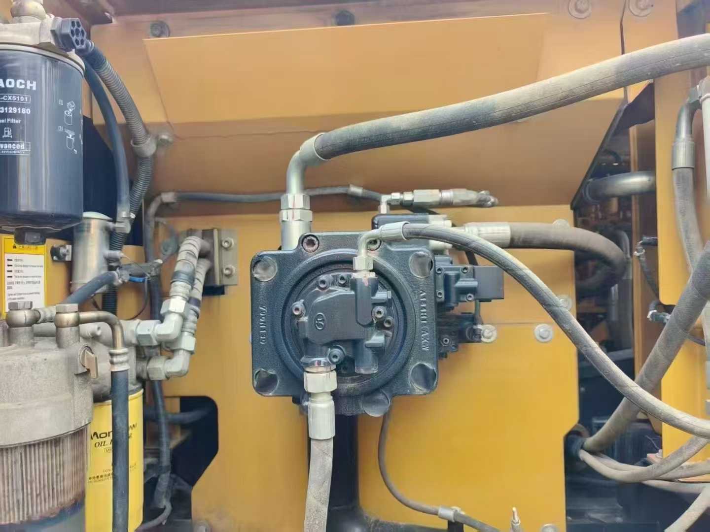 Used Sany SY215H Excavator 2021 Model / 9