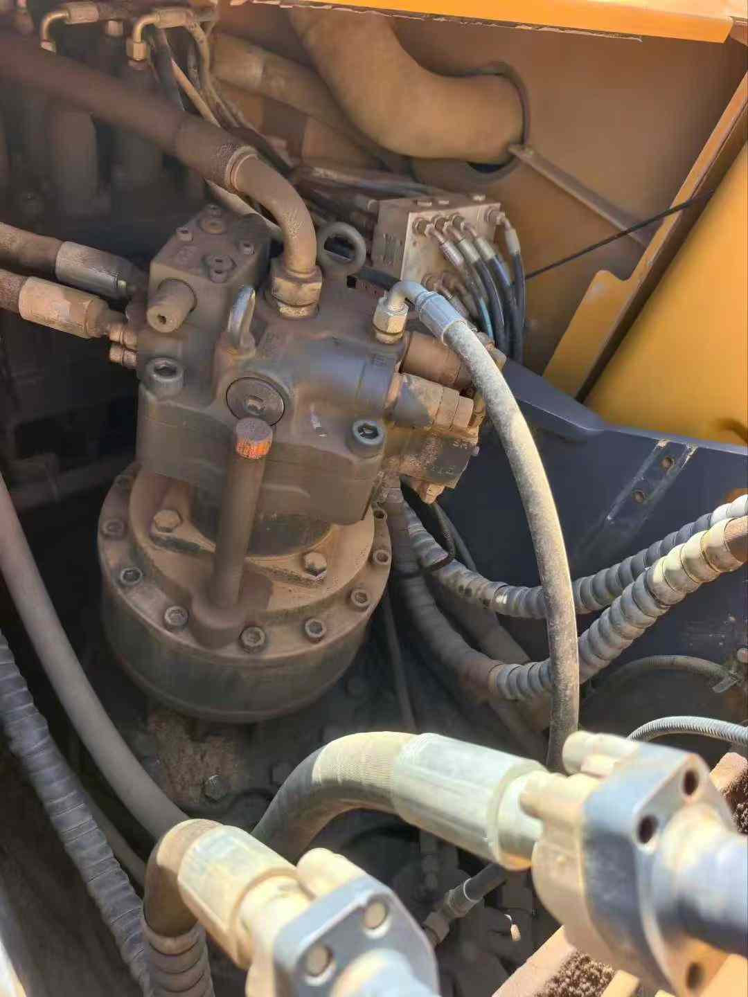 Used XCMG XE215 Excavator 2018 Model / 7