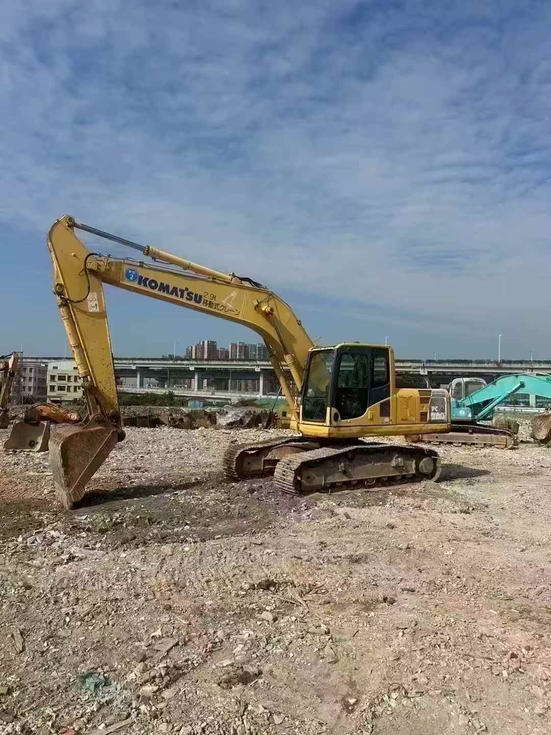 Used Komatsu PC200 Excavator 2016 Model / 9