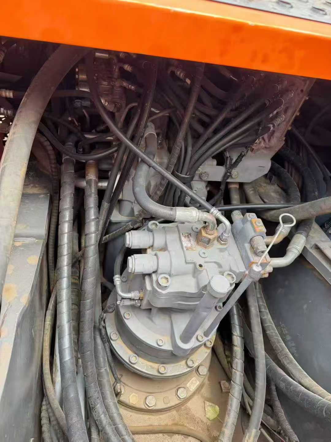 Used Hitachi ZAXIS200 Excavator 2016 Model / 9