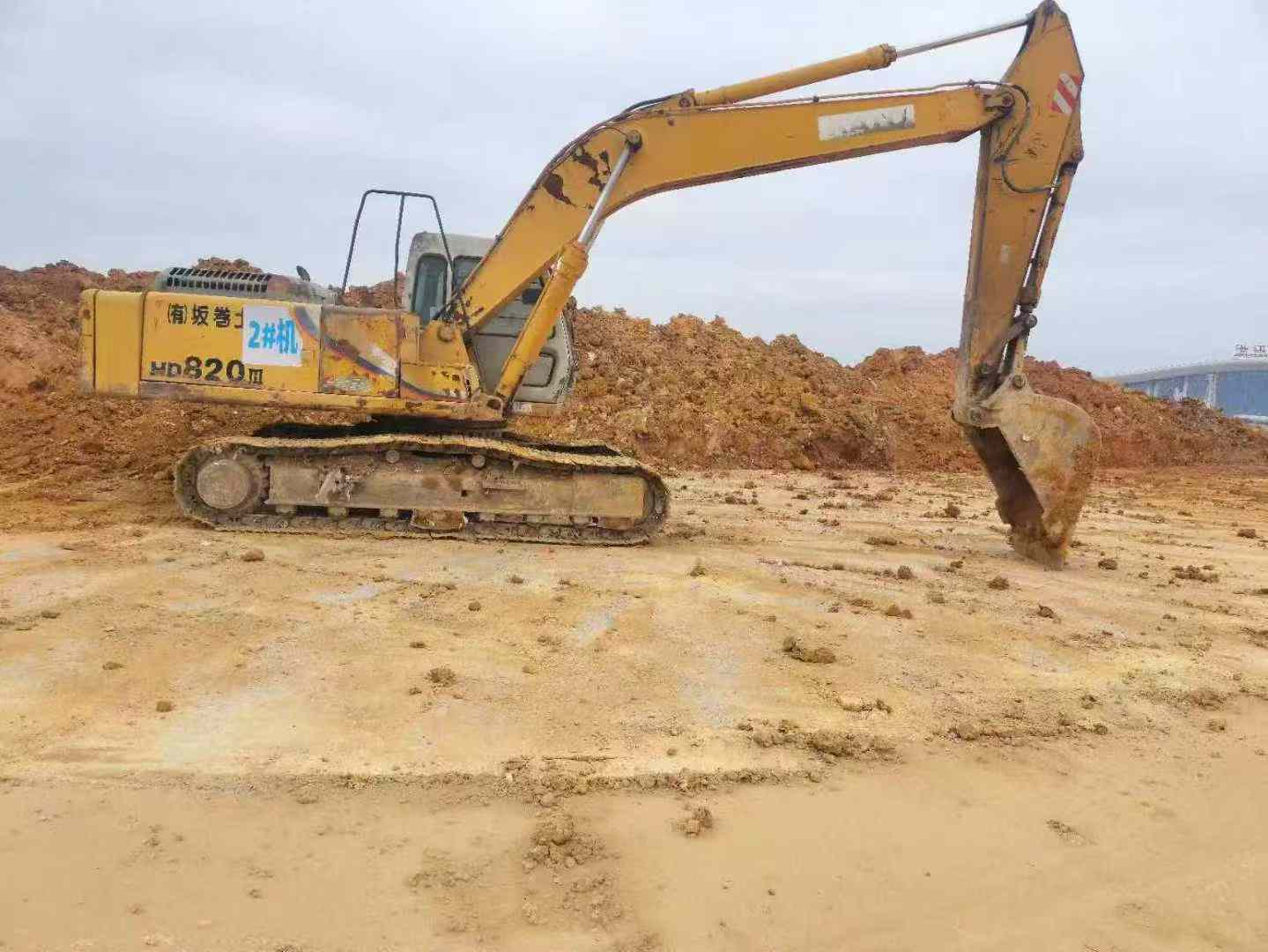 Used Kato HD820 Excavator 2016 Model / 2