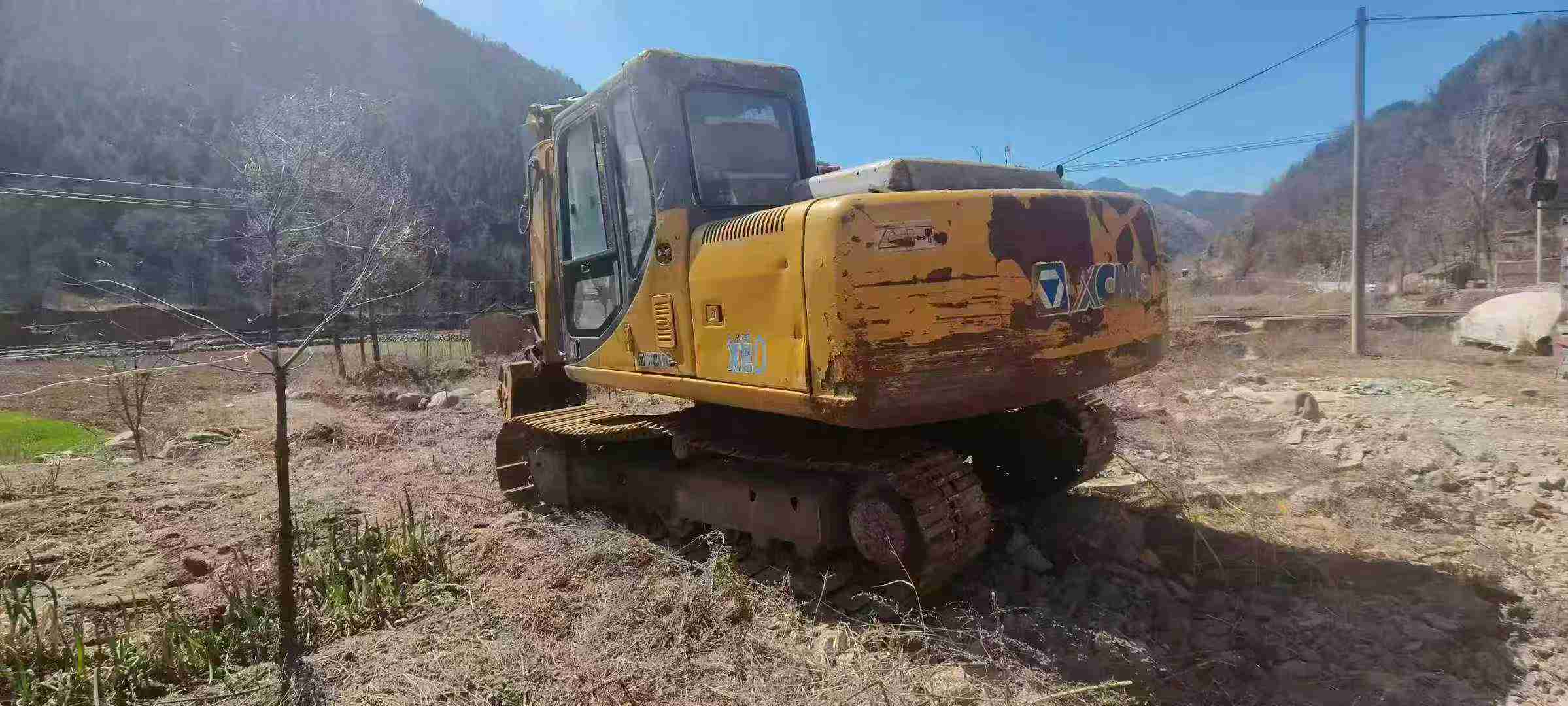 Used XCMG XE150 Excavator 2011 Model / 9