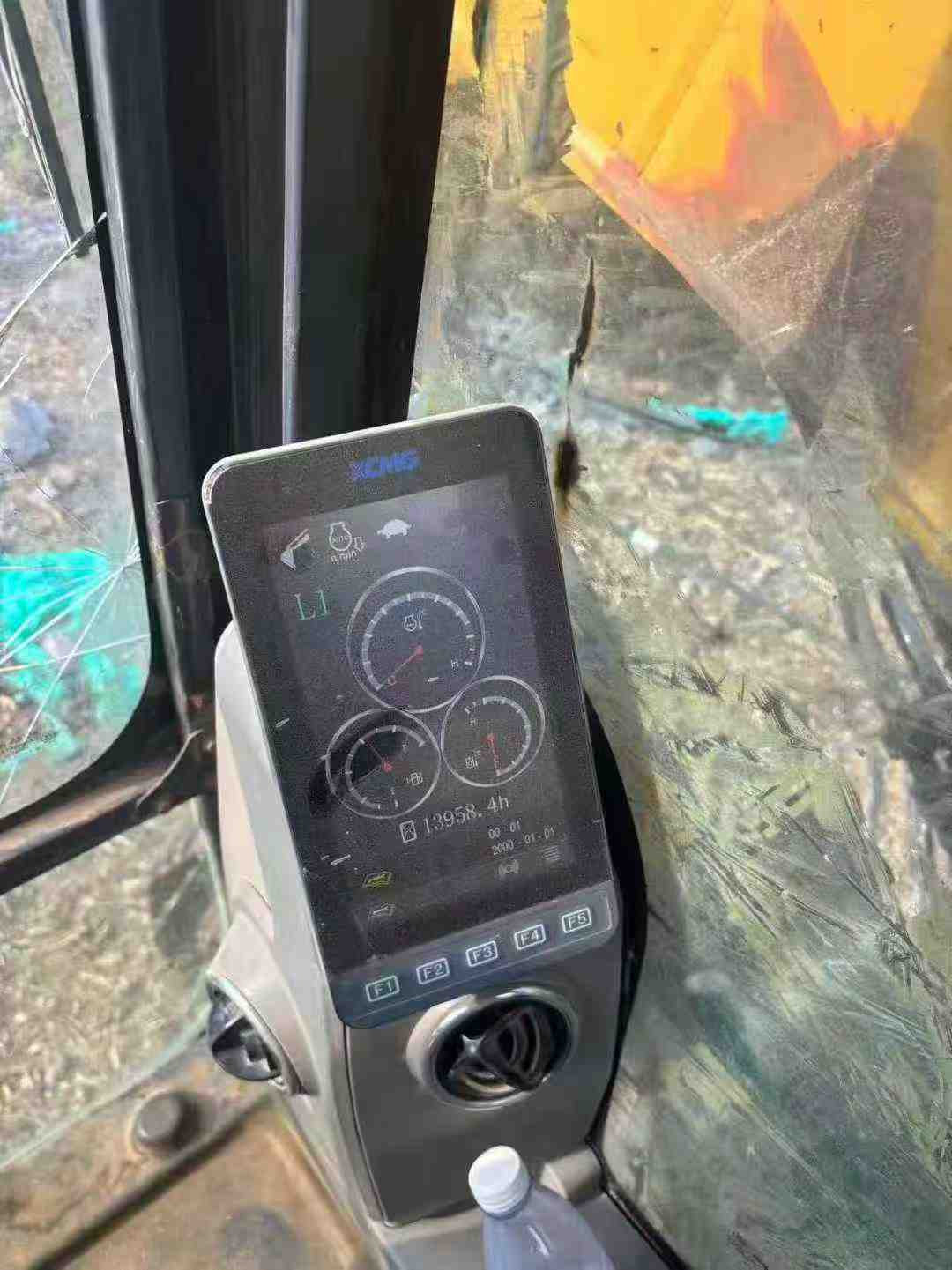 Used XCMG XE215D Excavator 2018 Model / 5