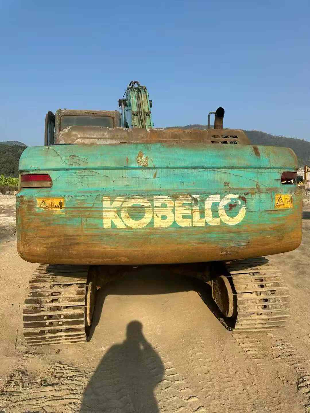 Used Kobelco SK200-8 Excavator 2016 Model / 3