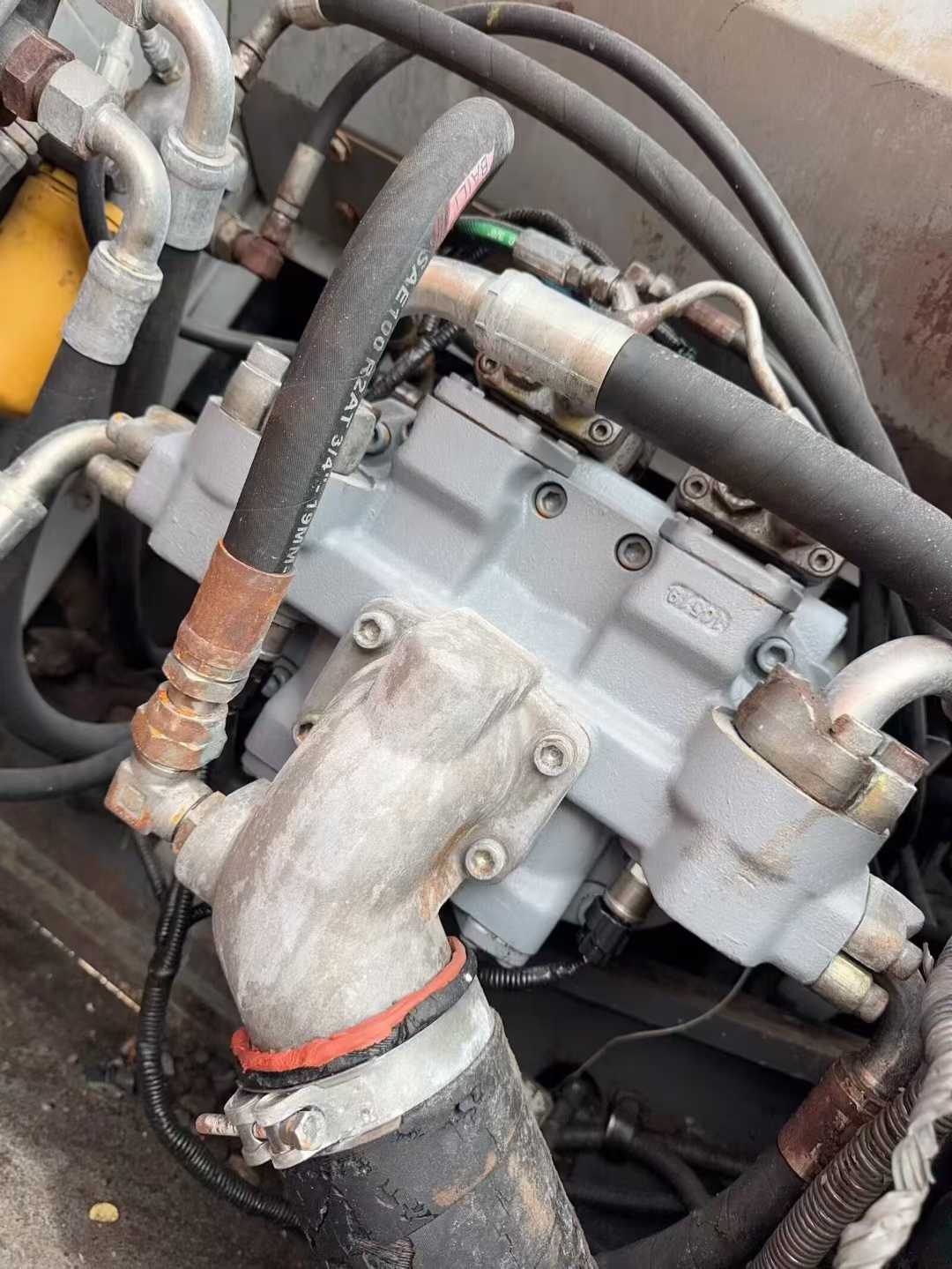 Used Hitachi ZAXIS200 Excavator 2016 Model / 7