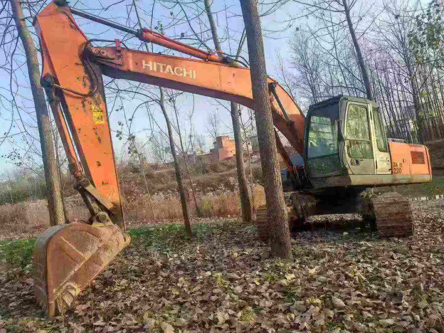 Used Hitachi ZAXIS200 Excavator 2011 Model / 6