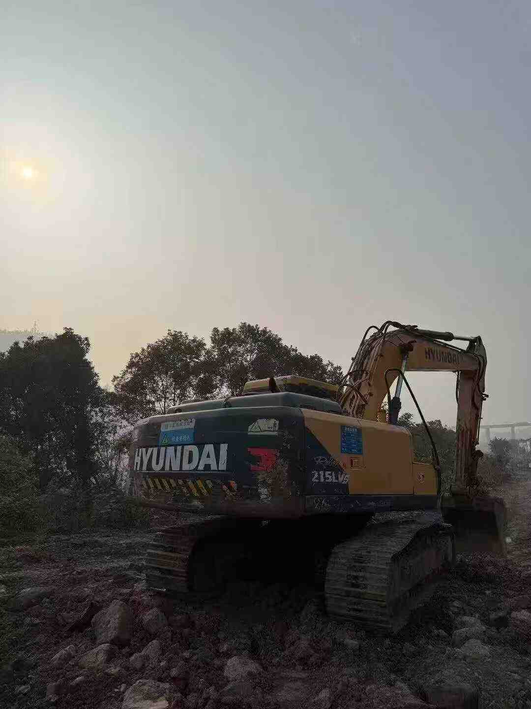 Used Hyundai R215VS Excavator 2019 Model / 3
